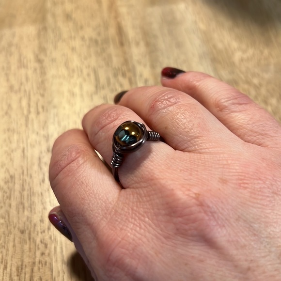Handmade Brown Wire Ring Size 8 - Picture 3 of 5